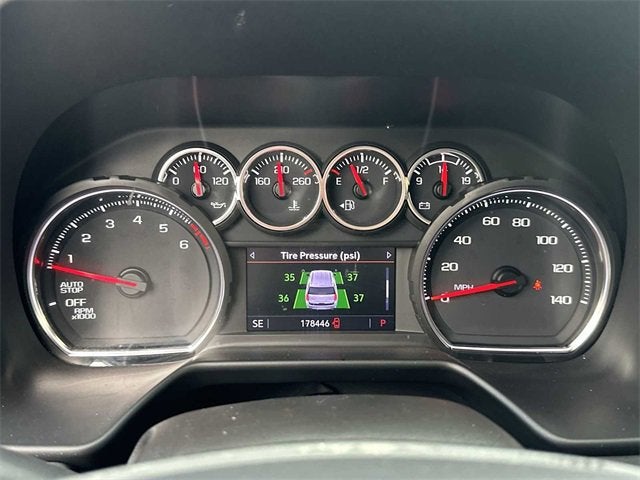 Chevrolet Suburban LS 2021