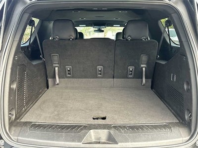 Chevrolet Suburban LS 2021