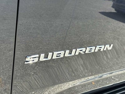 Chevrolet Suburban LT 2024