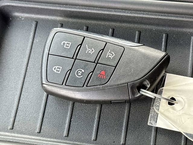 Chevrolet Suburban LT 2024