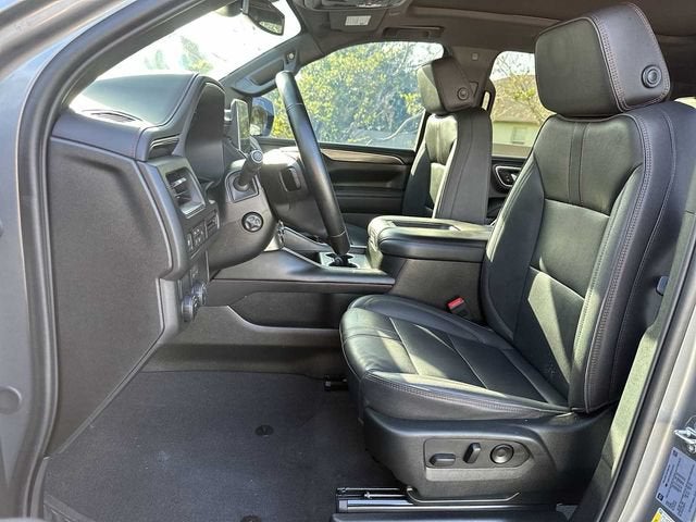 Chevrolet Suburban RST 2024
