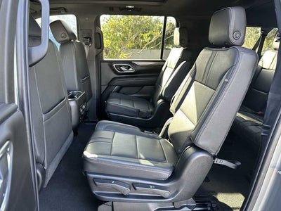 Chevrolet Suburban RST 2024