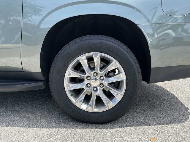 Chevrolet Suburban Premier 2023