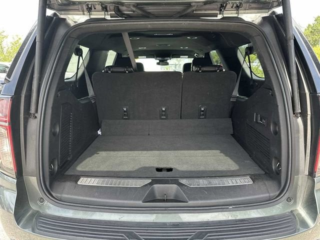 Chevrolet Suburban Premier 2023
