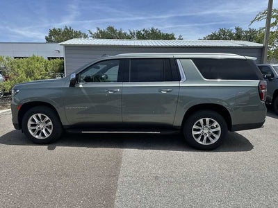Chevrolet Suburban Premier 2023