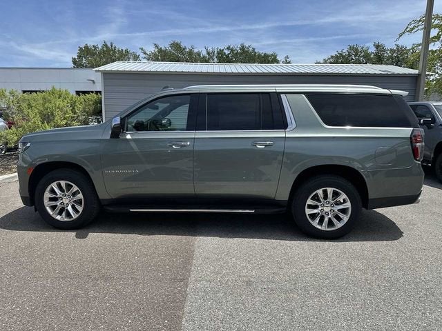 Chevrolet Suburban Premier 2023