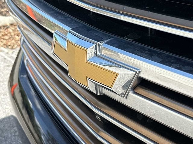 Chevrolet Suburban High Country 2023