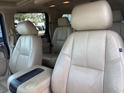 Chevrolet Suburban LT 2012