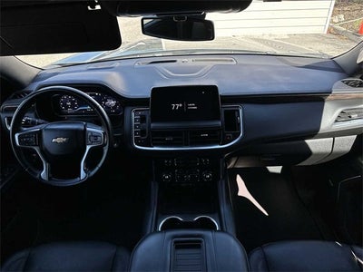 Chevrolet Suburban LT 2023