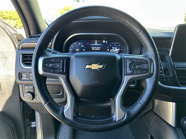 Chevrolet Suburban LT 2023