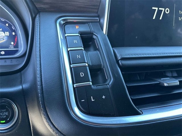 Chevrolet Suburban LT 2023