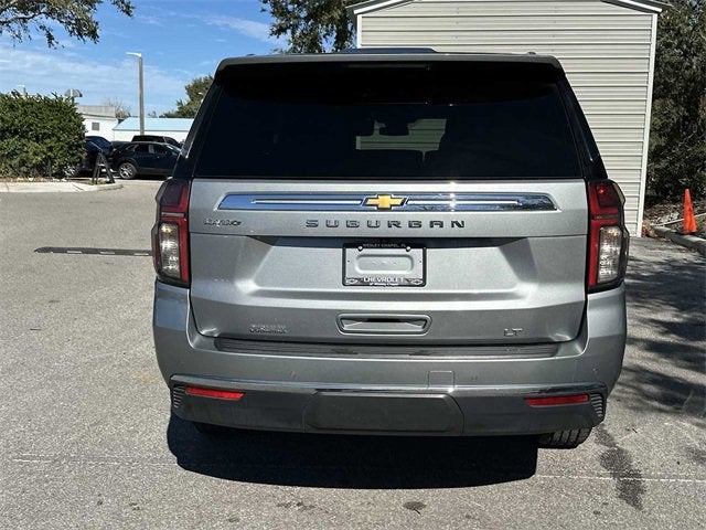 Chevrolet Suburban LT 2023