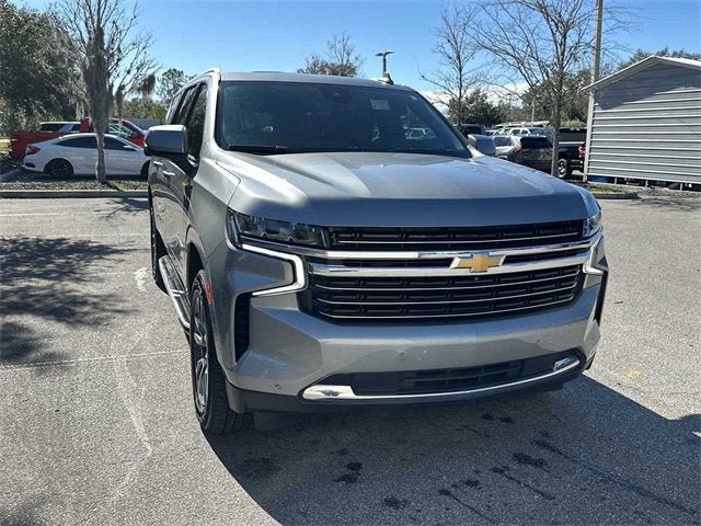 Chevrolet Suburban LT 2023