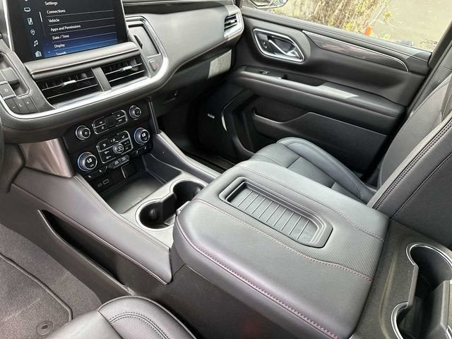 Chevrolet Suburban RST 2023