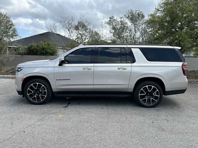 Chevrolet Suburban RST 2023