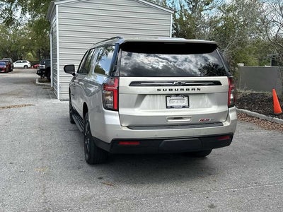 Chevrolet Suburban RST 2023