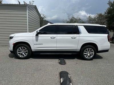 Chevrolet Suburban Premier 2023