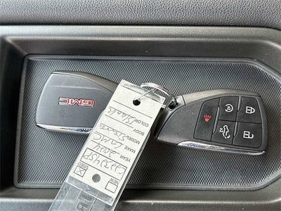 GMC Sierra 3500 HD SLT 2024