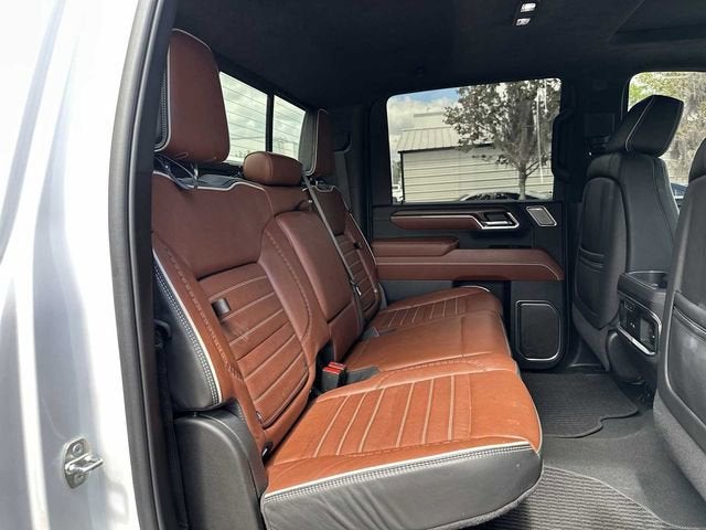 GMC Sierra 3500 HD Denali Ultimate 2024