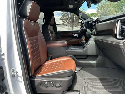 GMC Sierra 3500 HD Denali Ultimate 2024