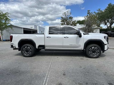 GMC Sierra 3500 HD Denali Ultimate 2024