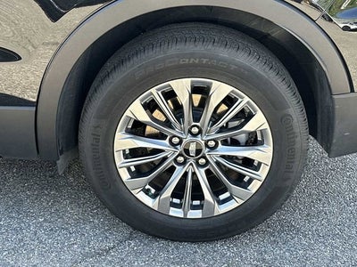Cadillac XT4 Premium Luxury 2025
