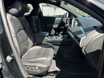 Cadillac XT4 Premium Luxury 2025