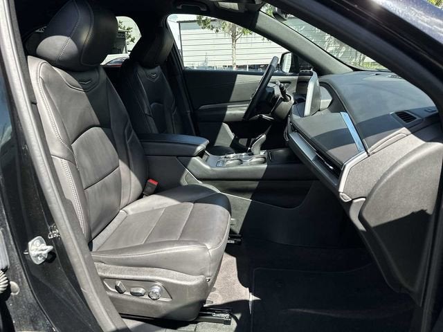 Cadillac XT4 Premium Luxury 2025