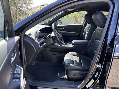 Cadillac XT4 Premium Luxury 2025