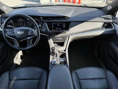 2025 Cadillac XT5 Premium Lujo