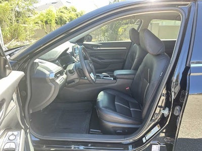 Nissan Altima SR con tracción delantera de 2024