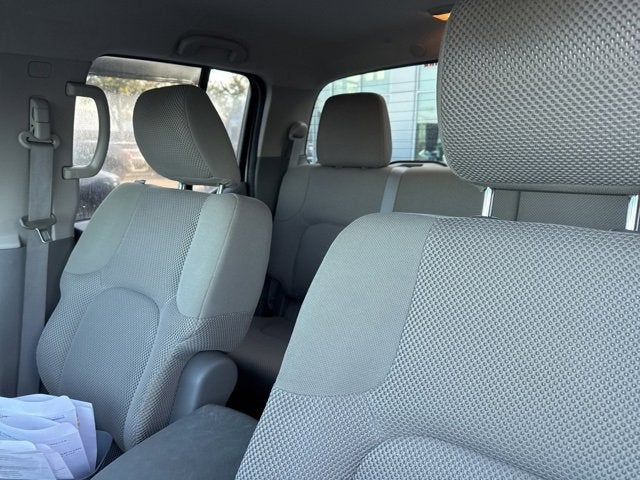 Nissan Frontier SV 2013