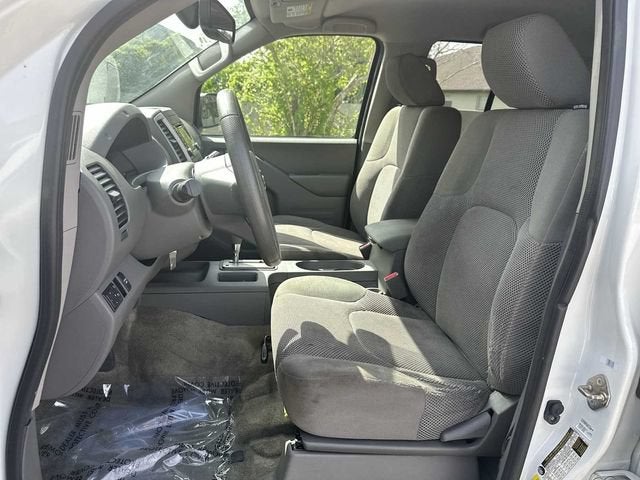 Nissan Frontier SV 2017