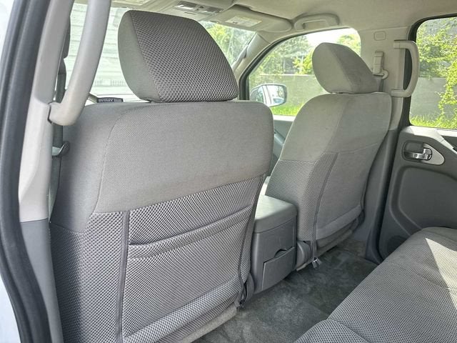 Nissan Frontier SV 2017