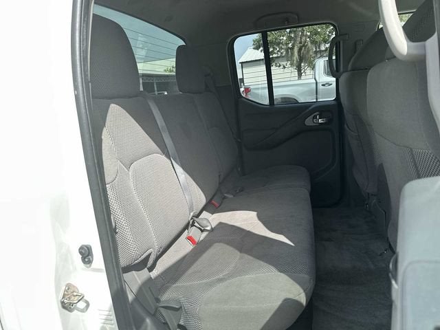 Nissan Frontier SV 2017
