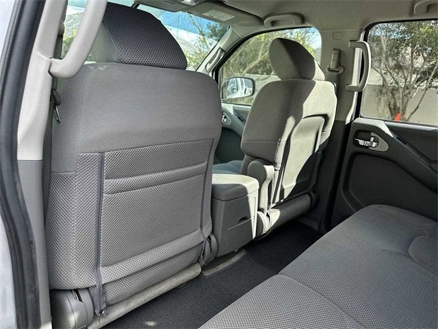 Nissan Frontier SV 2014