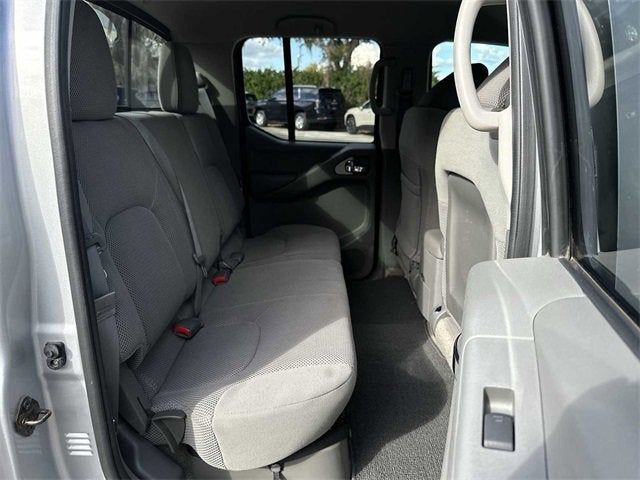 Nissan Frontier SV 2014