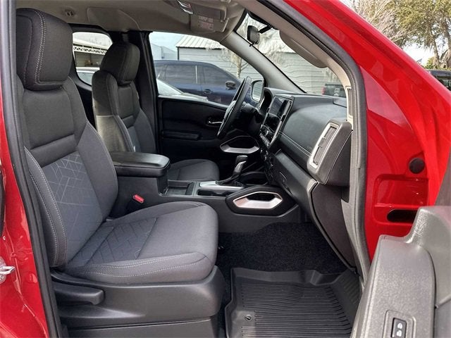 Nissan Frontier SV 2025