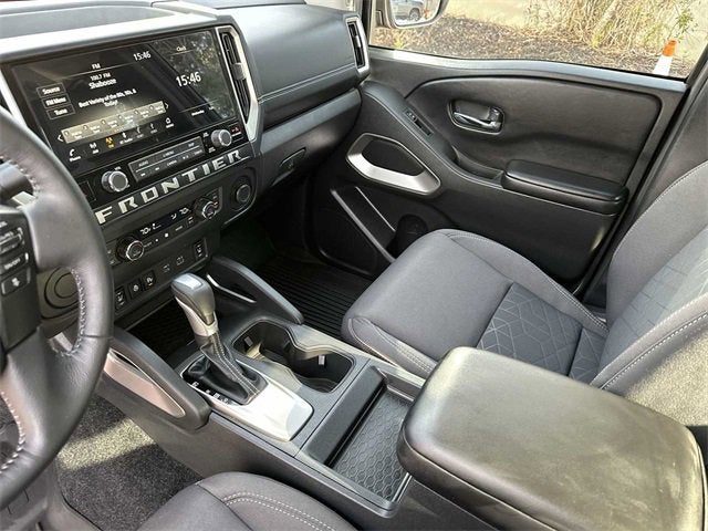 Nissan Frontier SV 2025