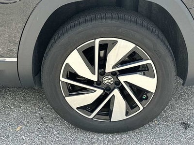 Volkswagen Atlas 2.0T SEL 2024