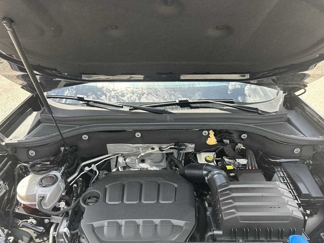 Volkswagen Atlas 2.0T SEL 2024