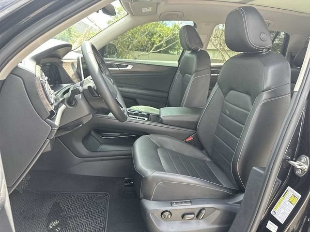 Volkswagen Atlas 2.0T SEL 2024
