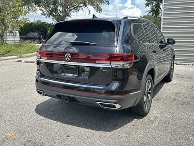 Volkswagen Atlas 2.0T SEL 2024