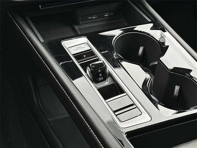 Volkswagen Atlas 2.0T SE con tecnología 2024