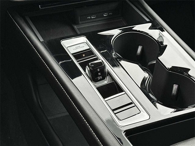 Volkswagen Atlas 2.0T SE con tecnología 2024