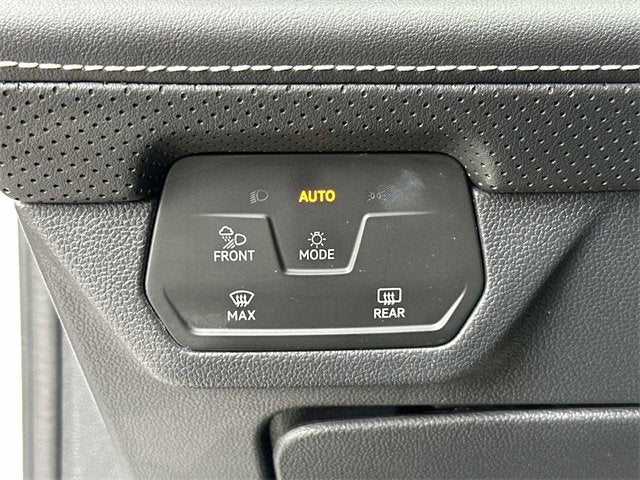 Volkswagen Atlas 2.0T SE con tecnología 2024