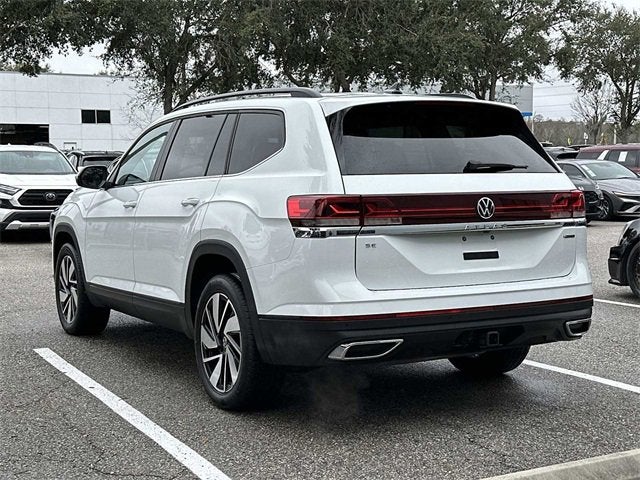 Volkswagen Atlas 2.0T SE con tecnología 2024