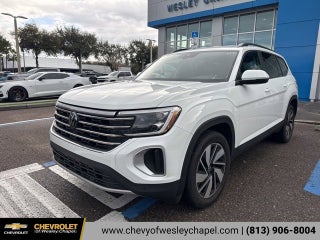 Volkswagen Atlas 2.0T SE con tecnología 2024