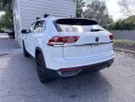 Volkswagen Atlas Cross Sport 2.0T SE con paquete Technology 2022