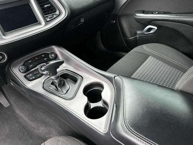 Dodge Challenger SXT 2023